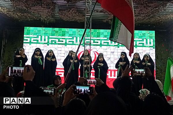 راهپیمایی شبانه مردم رباط‌کریم