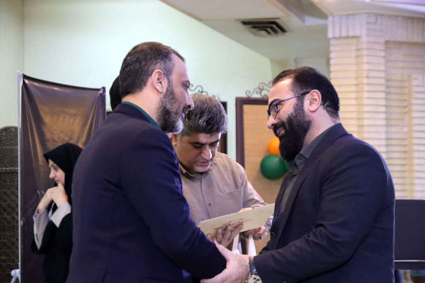 برگزاری جلسه رؤسای انجمن اولیا و مربیان مدارس شهرستان اسلامشهر