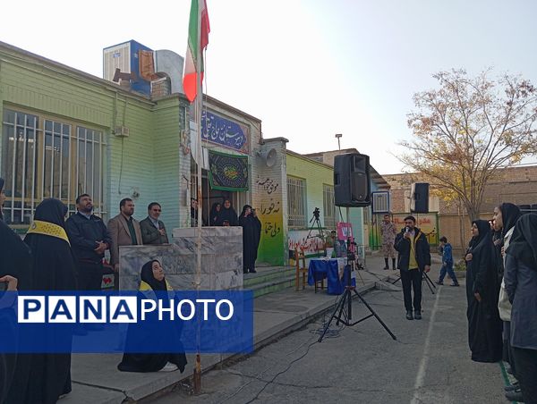 بزرگداشت هفته بسیج در دبیرستان حاج تقی نجفی نیشابور 