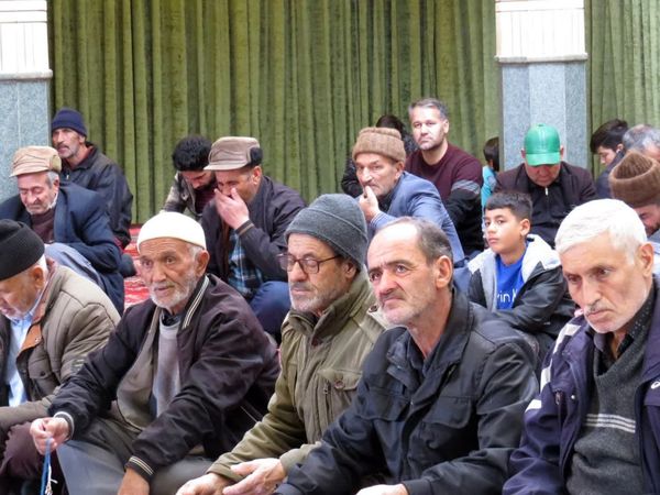 نماز جمعه عبادی و سیاسی در شهر غلامان