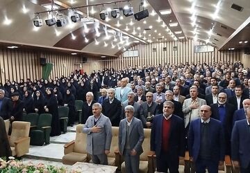 پیشرفت آموزش‌و‌پرورش استان را از مدیر کل جدید خواهانیم