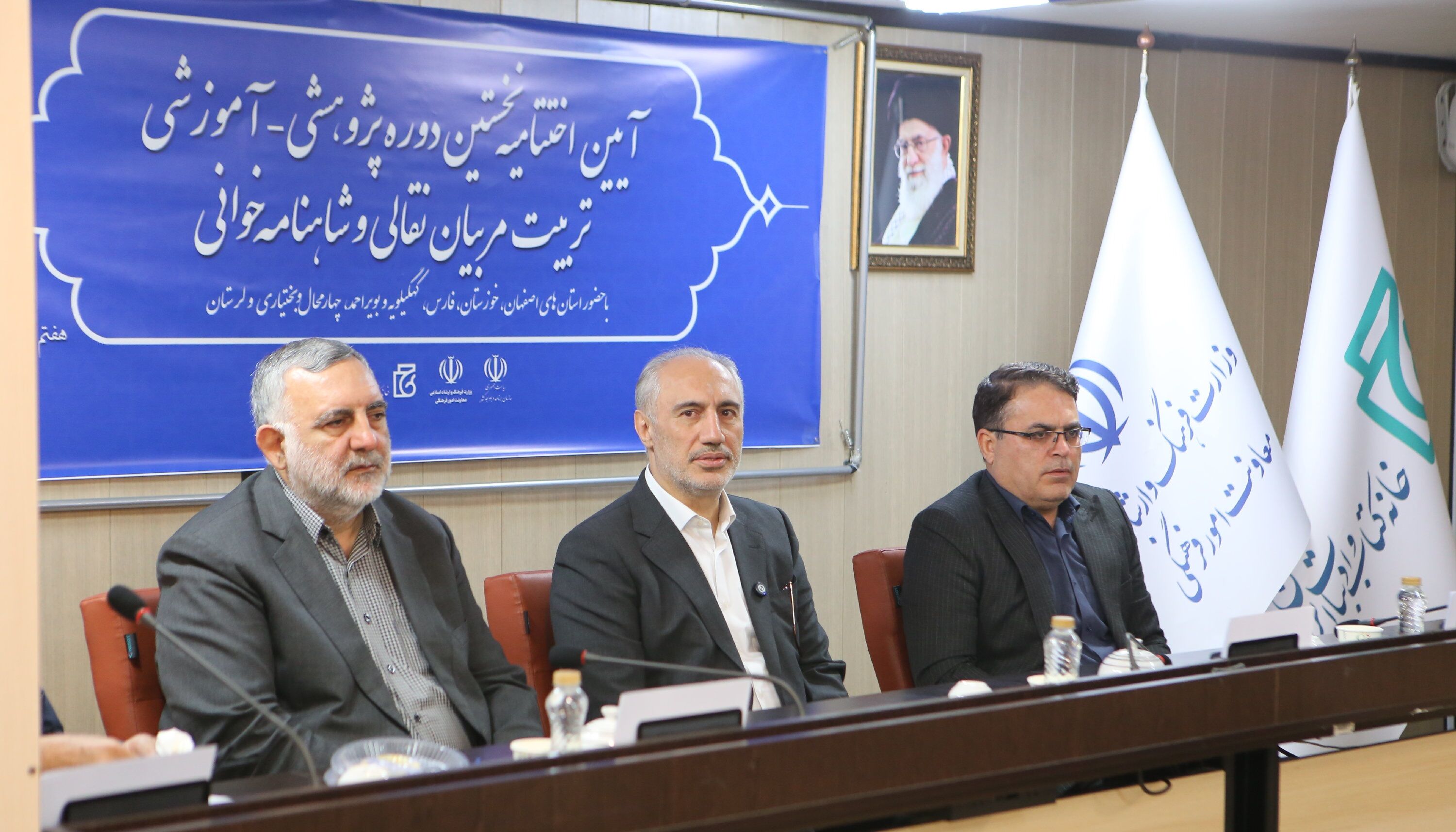 میراث ادبی عامل تقویت انسجام ملی است/ نقش شاهنامه در تقویت حس میهن‌دوستی