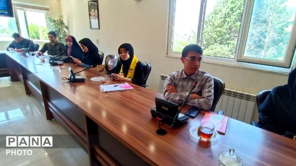از ایثار تا افتخار نشست تخصصی نبض حماسه در شریان‌های سه نسل