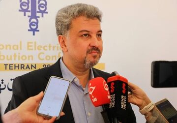 عرضه ۵۰۰ مگاوات برق برای جبران کسری صنایع در بورس انرژی