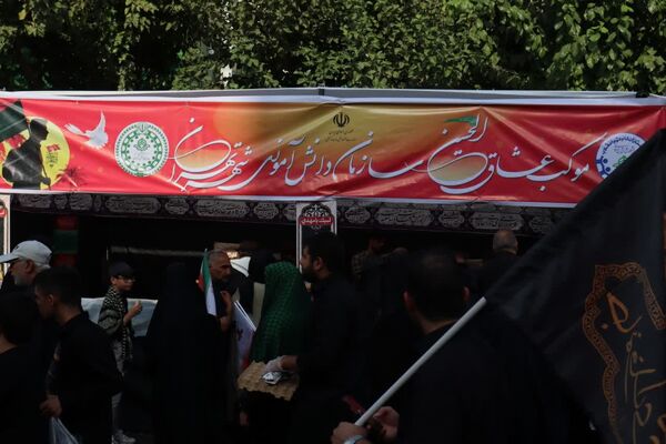 قدم به قدم در مسیر عاشقی اباعبدالله‌الحسین‌(ع)