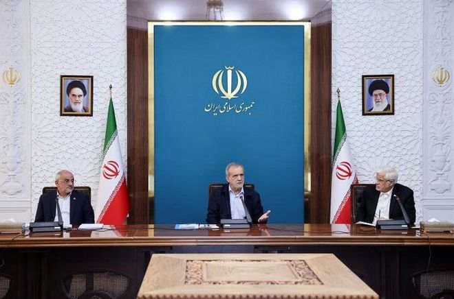 تاکید رئیس‌جمهور پزشکیان بر تعیین تکلیف وضعیت نیروهای قراردادی