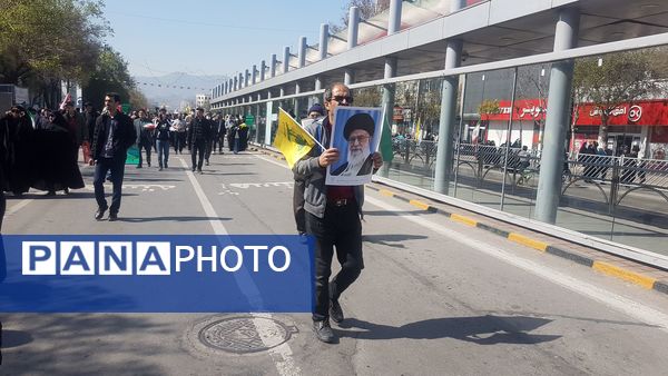 حضور پرشور و کوبنده مردم مشهد در راهپیمایی روز قدس