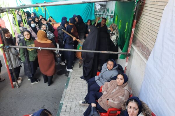 مراسم پخت سمنو در مدرسه حضرت ولیعصر(عج) ناحیه یک شهرری