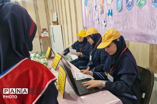 انتخابات انجمن‌های ورزشی در دبیرستان طاها قرچک همزمان با هفته تربیت‌بدنی