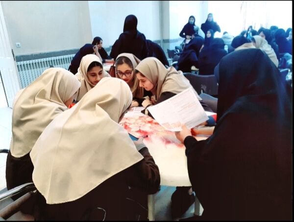 آزمون لیگ‌جت با شعار «جهاد ما جهاد تبیین» در خانمیرزا