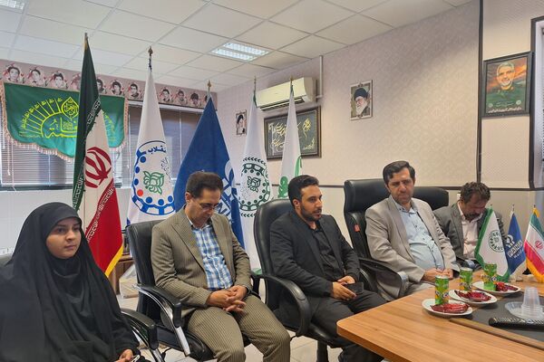 جلسه هم اندیشی و تجلیل از خبرنگاران پانا در شیراز 
