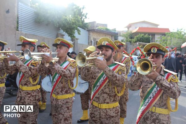 خاکسپاری دو شهید جنگ سوم در گلزار شهدای روستای فردو