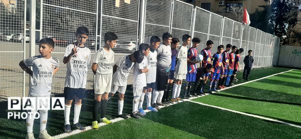 افتتاحیه زمین چمن در دبستان پسرانه گلستان ناحیه ۷ آموزش و پرورش مشهد مقدس 