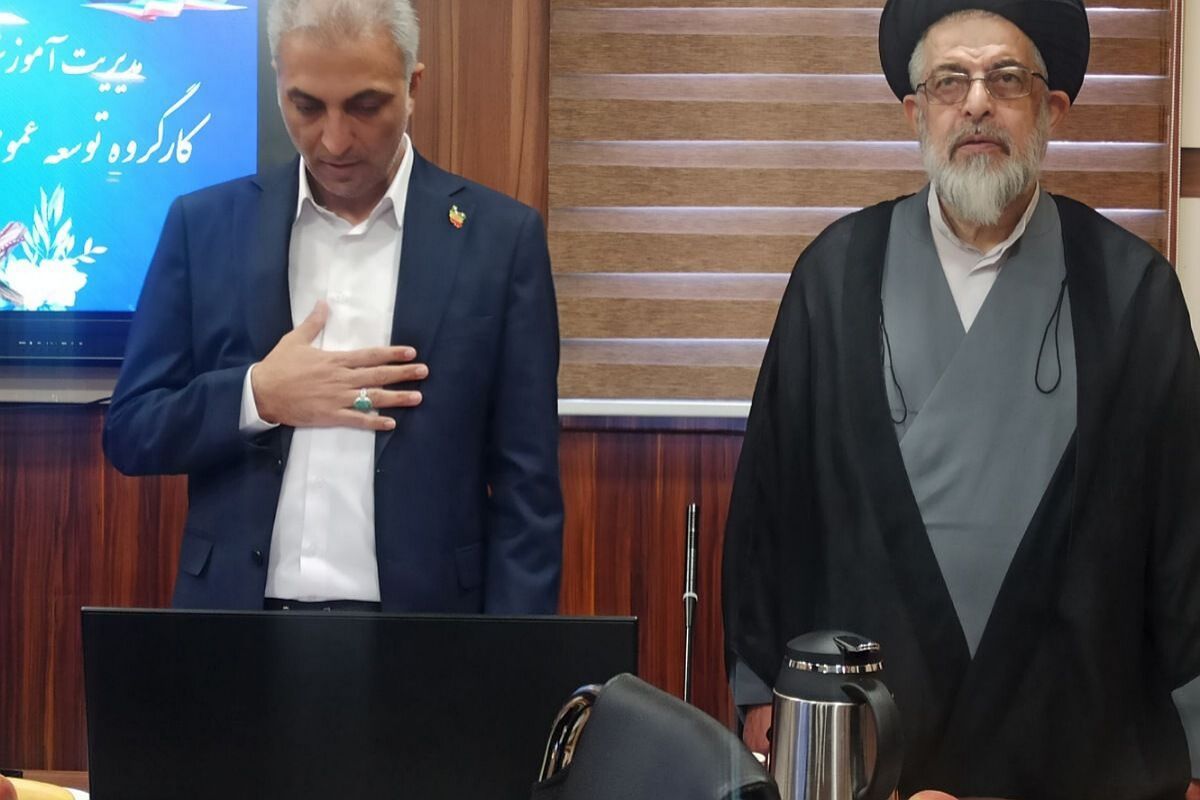 برگزاری کارگروه توسعه عمومی قرآن کریم در ناحیه یک شهرری