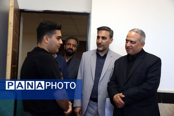 دیدار صمیمانه مدیر آموزش پرورش شهرستان‌های تهران با دانش‌آموزان اردوی مطالعاتی مدارس اسلامشهر