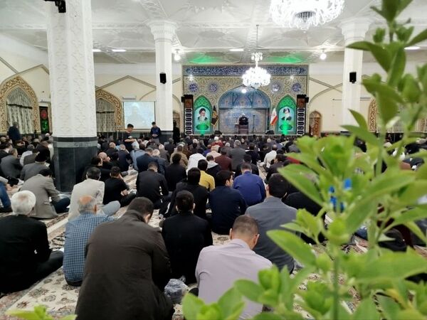 مراسم احیای شب های قدر در آرامگاه شهید سید حسن مدرس (ره) شهرستان کاشمر 