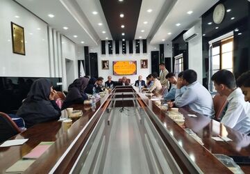 نشست مدیرکل آموزش و پرورش گلستان با شورای دانش‌آموزی بندرترکمن