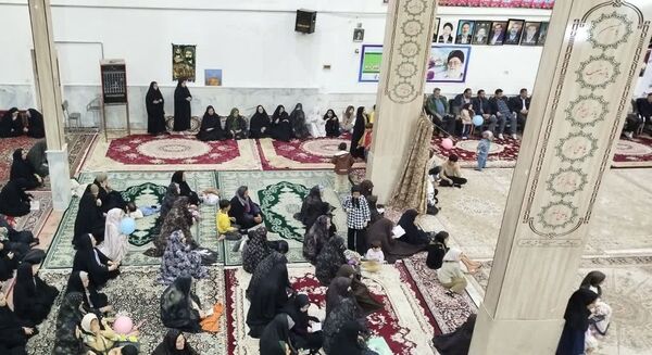 جشن سالروز پیروزی انقلاب اسلامی در  حسینیه روستای مهدی آباد خلیل آباد 