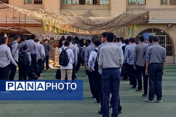 آغاز سال تحصیلی در دبیرستان علوم و معارف اسلامی شهید مطهری؛ شور و شوق مهر در مدارس