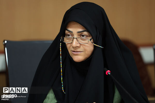 جلسه هماهنگی و هم افزایی بین دبیرخانه کمیسیون تخصصی توسعه آموزش عمومی قرآن کشور و معاونت آموزش متوسطه