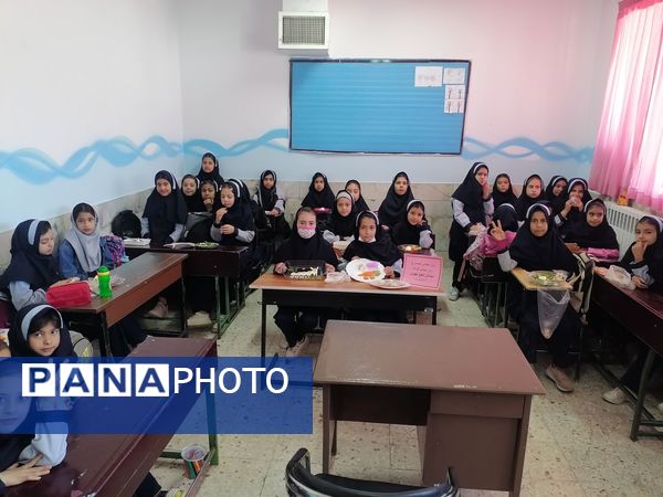 روز جهانی تخم مرغ در نیشابور 