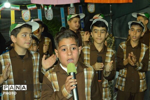 حضور فعال دانش‌آموزان دبستان شهید فهمیده در موکب شهدای دانش‌آموز ورامین