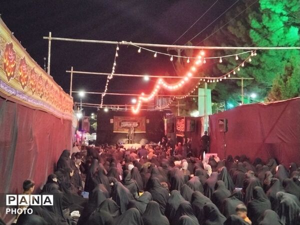 میدان نجفیه؛ کانونِ جوشانِ عشق و میثاقِ حسینی در زاوه