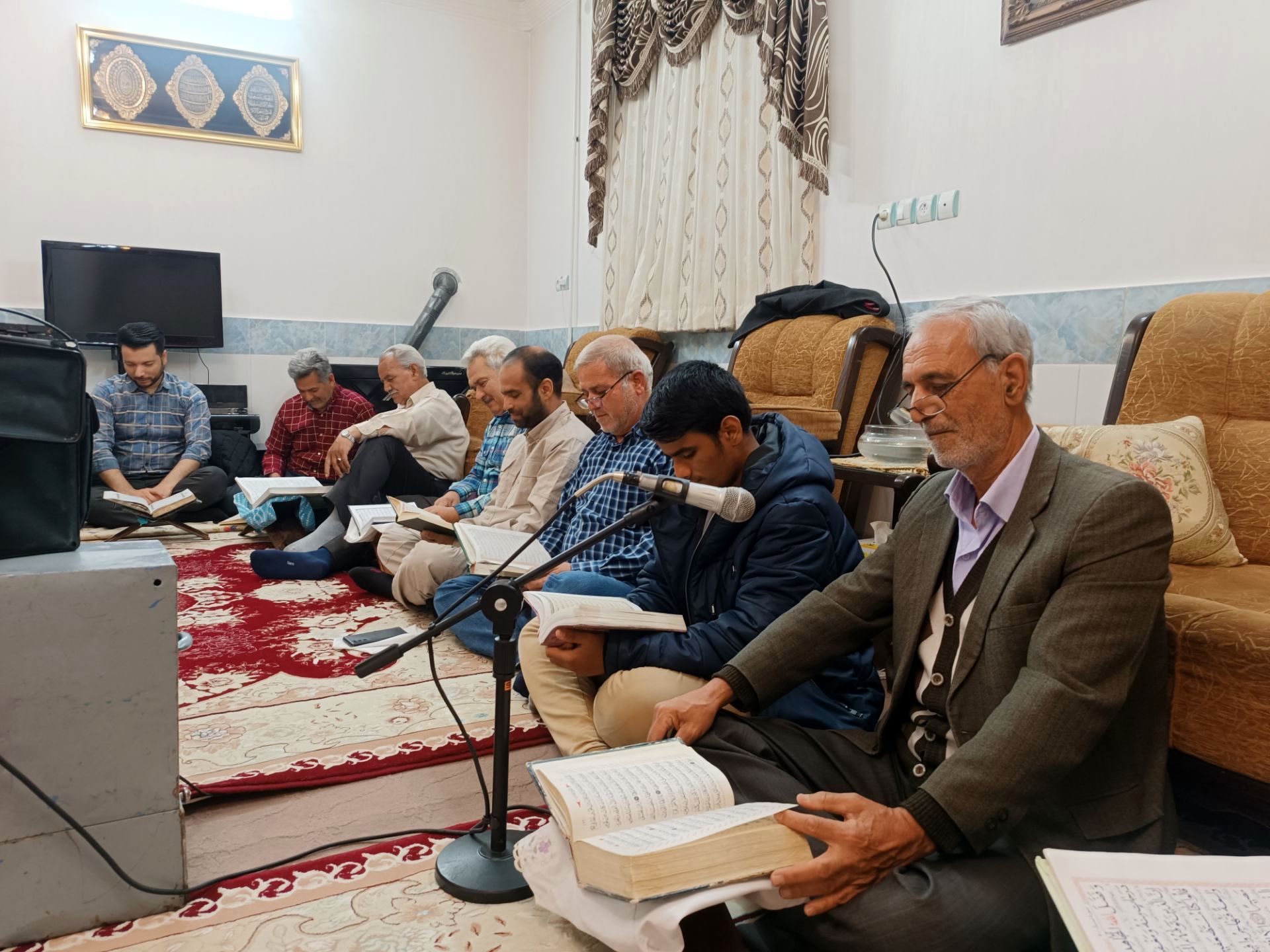 جز خوانی ماه مبارک رمضان در منازل شهروندان بیرجندی 