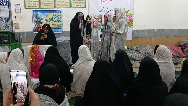 جوانه‌های بندگی در دیشموک؛ حضور پرشور دختران در اعتکاف