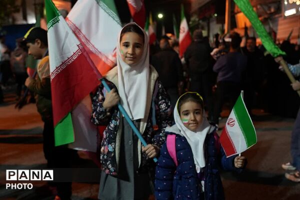 گرامیداشت چهلمین روز شهادت رهبر شهید و دانش‌آموزان میناب در باقرشهر 
