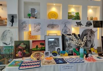 نمایشگاه صنایع و هنرهای دستی، تجسمی دانش‌آموزان در مدرسه دخترانه اندیشه یک اردبیل