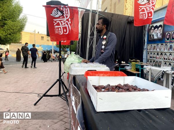 جاماندگان اربعین میهمان سفره مهرِ سازمان دانش‌آموزی شدند