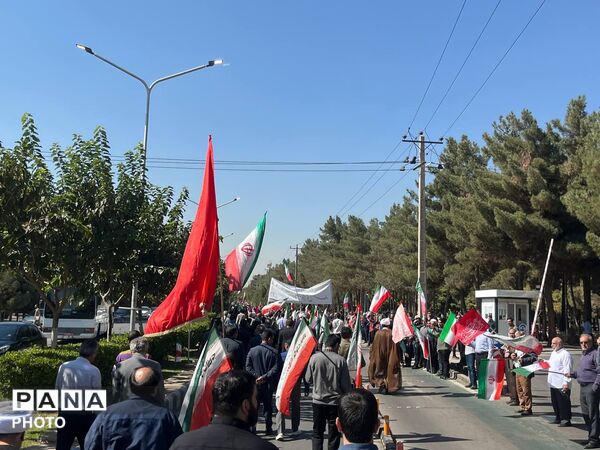 تجمع بزرگ اساتید جان فدای  دانشگاه های مشهد 