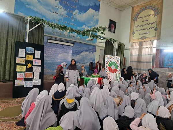 طلیعه فجر و شعبانیه در دبستان آزادی