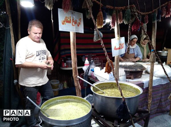 نمایشگاه صنایع دستی باغ فاتح کرج 