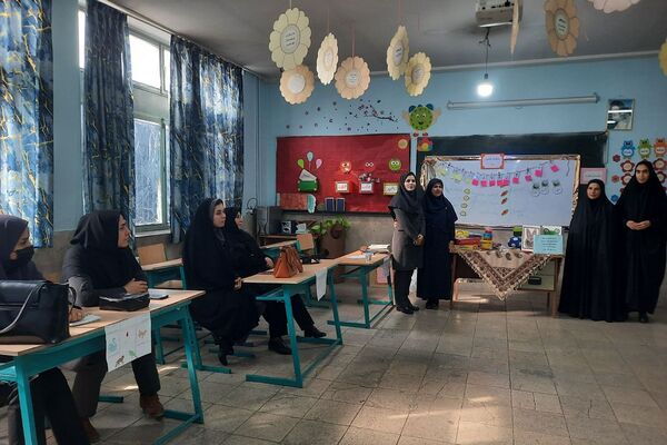  کارگاه آموزشی توانا در دبستان شهید دکتر چمران ناحیه دو شهرری 
