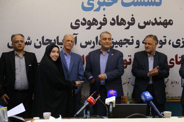 نشست خبری مدیرکل نوسازی، توسعه و تجهیز مدارس آذربایجان شرقی