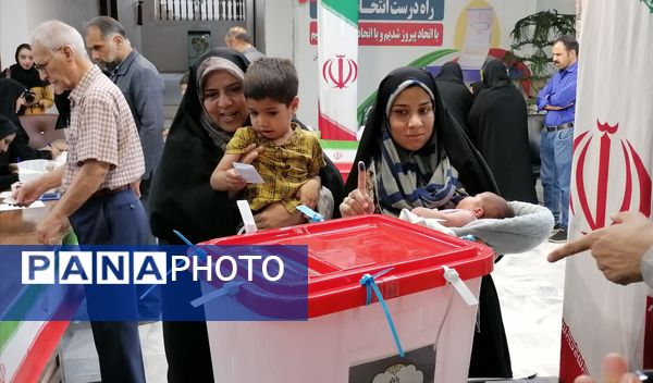 حضور حماسی مردم غیور بیرجندی در انتخابات 