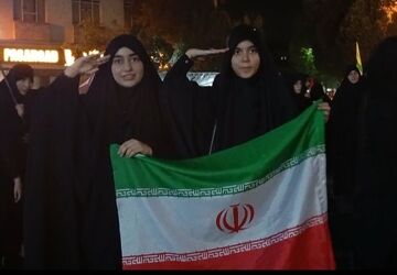 بوسه بر پرچم ایران؛ پایان غافلگیرکننده یک جعبه مرموز در میدان ابن‌سینا