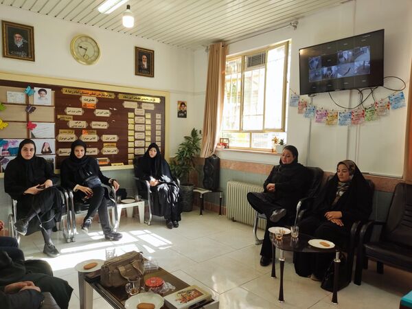 اولین جلسه انجمن اولیا و مربیان در دبستان رضای ۸ طرقبه شاندیز