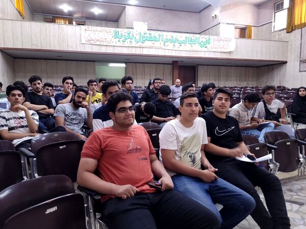 انتخاب دبیر کانون نوجوان پسر محله نظام آباد 