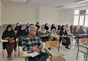 کارگاه‌های «طرح توانا»؛ گامی نو در اصلاح روش‌های آموزش و یادگیری در فین