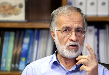 نخبگان اتحاد را حفظ کرده و دولت را تضعیف نکنند