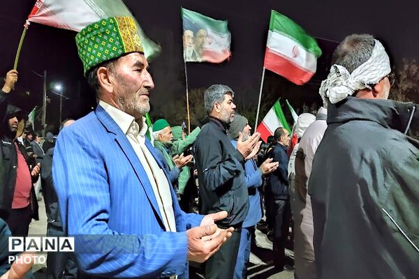 هستیم بر عهدی که بستیم