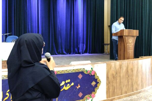 اولین جلسه هدایت تحصیلی دبیرستان پویش ناحیه ۳شیراز 