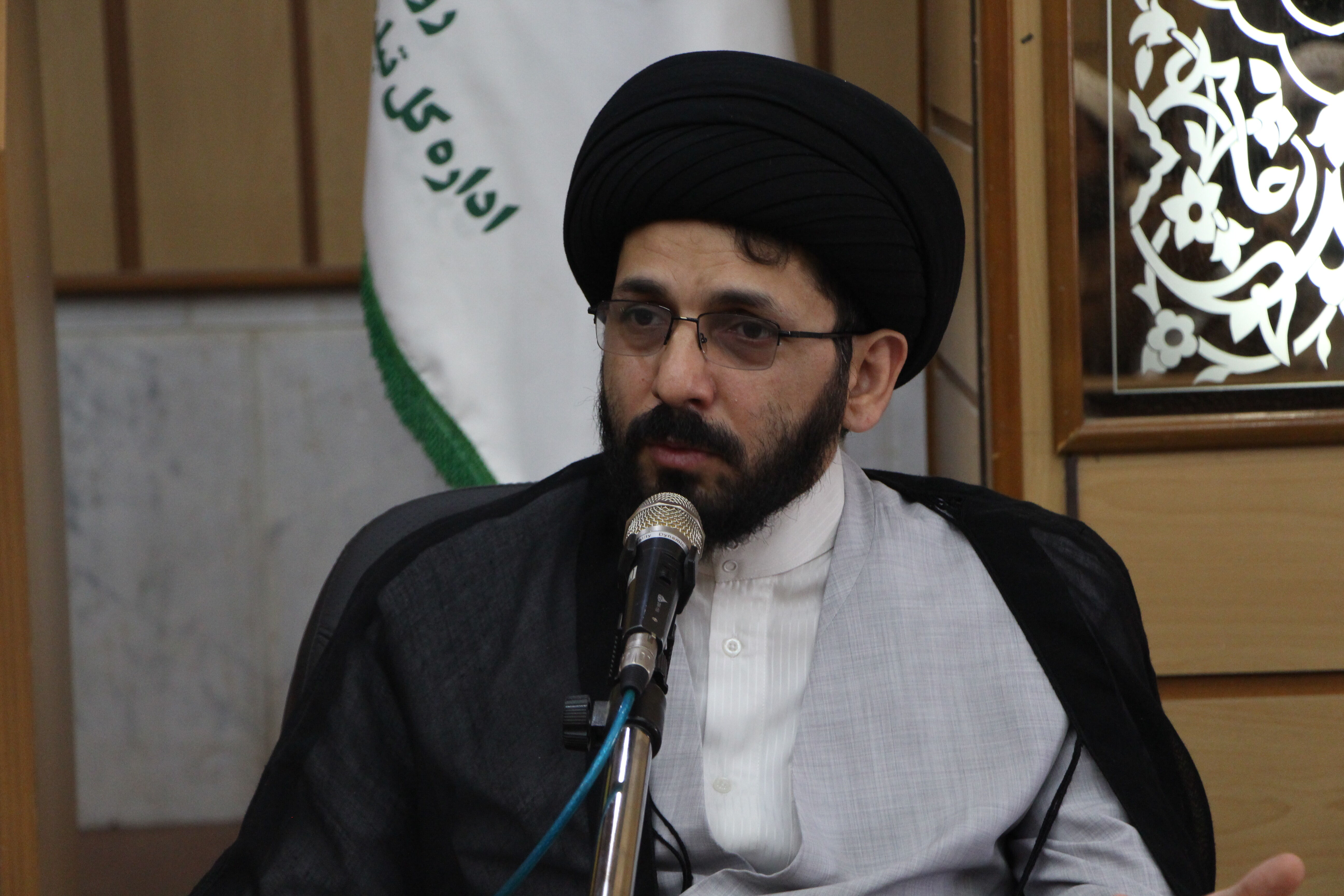  بسیاری از جوانان با وجود چالش‌های فرهنگی همچنان به دین علاقه‌مند هستند