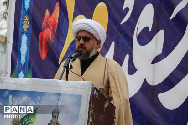 تجلی عبودیت و بندگی در نماز عید فطر فهرج