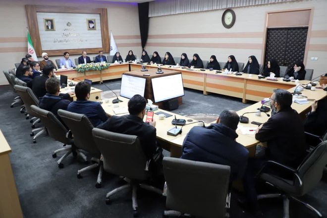 اولویت تربیت در مدارس با تأکید بر نشاط، هویت‌سازی و خلاقیت دانش‌آموزی باشد