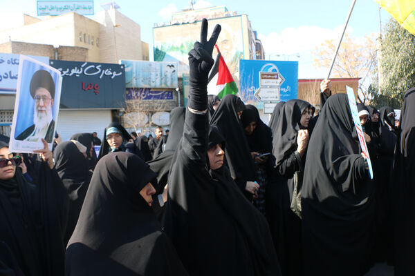 جلوه‌های حضور نوجوانان در راهپیمایی شکرانه پیروزی غزه