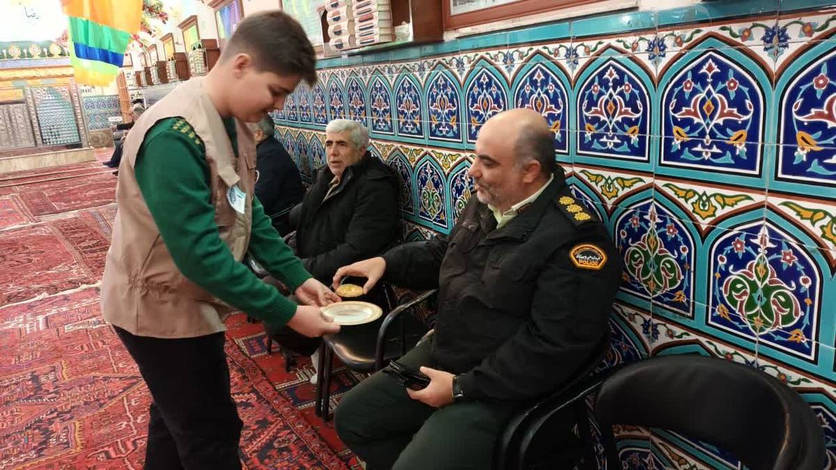 نمازجمعه اهر با صفای حضور نوجوانان